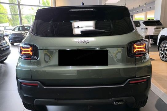 Jeep Avenger Anniversary 1.2 MHEV AT6