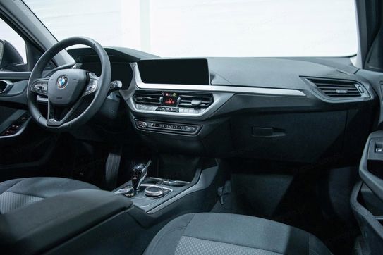 BMW Seria 1 118i Advantage