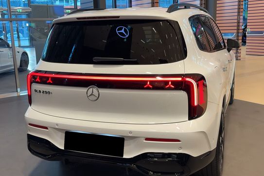 Mercedes GLB 250+ EQ AMG Line