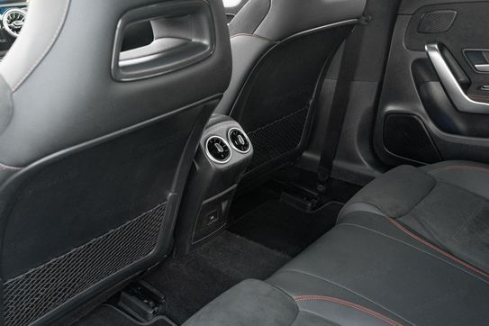 Mercedes CLA 200 AMG Line