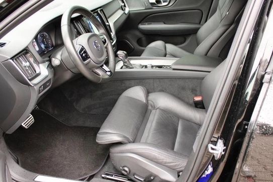 Volvo V60 T6 AWD R-Design