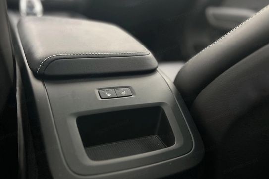 Volvo XC60 T8 Plug-In Hybrid AWD Ultimate Dark