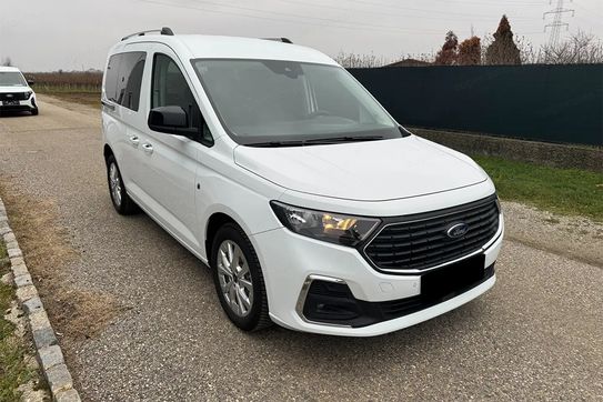 Ford Tourneo Connect L1H1 Titanium A7