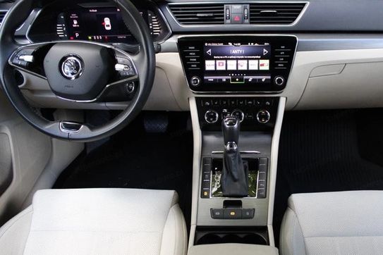 Skoda Superb 2.0 TSI Style DSG