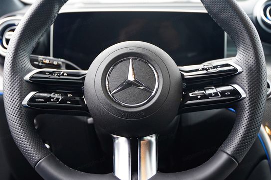 Mercedes GLC 200 4-Matic AMG Line