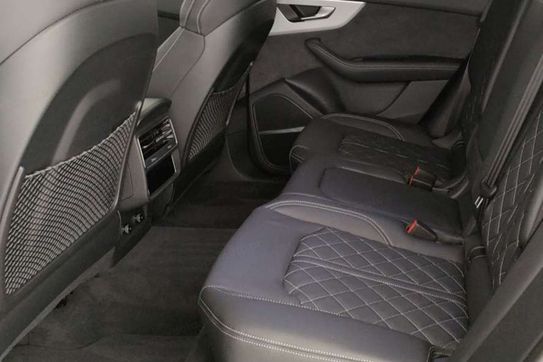 Audi Q8 SQ8 TFSI quattro