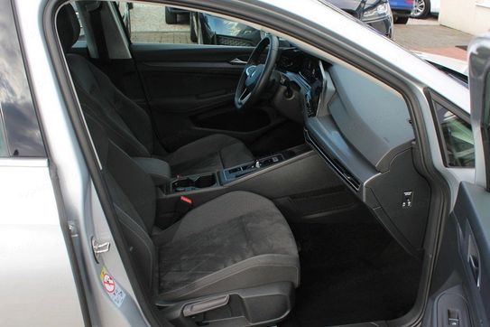 Volkswagen Golf VIII 1.4 TSI Plug-In Hybrid Style DSG