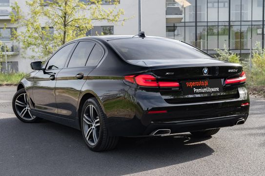 BMW Seria 5 520d xDrive M Sport sport-aut