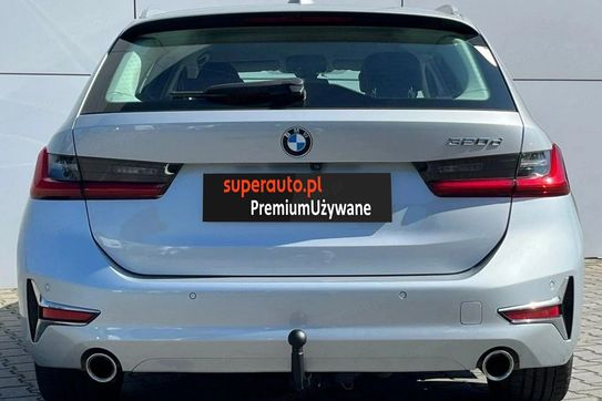 BMW Seria 3 Touring 320d Luxury Line