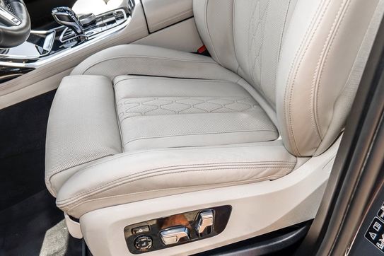 BMW X7 xDrive40d mHEV sport-aut