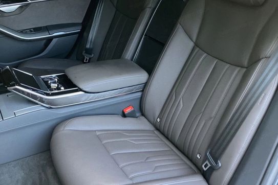 Audi A8 L 60 TFSI e Quattro Tiptr.