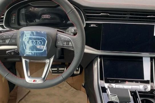 Audi Q8 TFSI e quattro