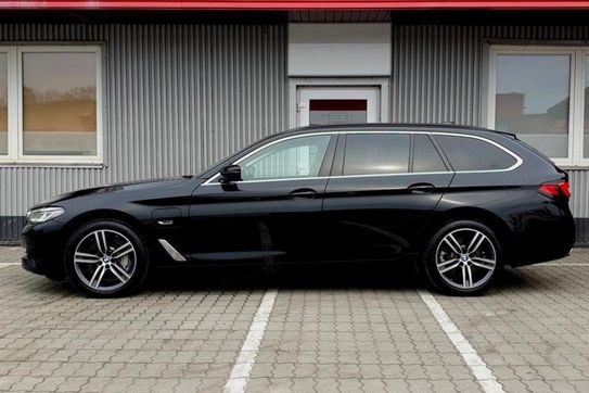 BMW Seria 5 Touring 530e xDrive Luxury Line