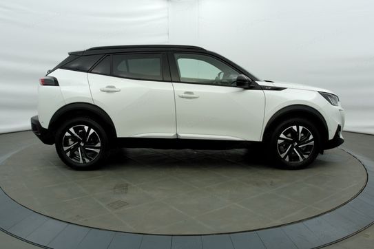 Peugeot 2008 GT 1.2 PureTech EAT8