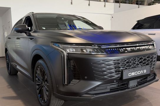 Omoda 9 1.5 Super Hybrid Exclusive AWD