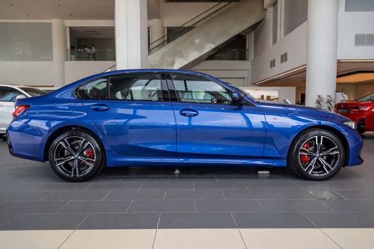 BMW Seria 3 330i xDrive M Sport