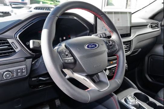 Ford Kuga ST-Line eCVT 2.5 PHEV FWD