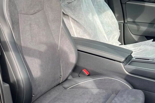 Volkswagen Passat Business Plus 1.5 TSI eHybrid PHEV DSG