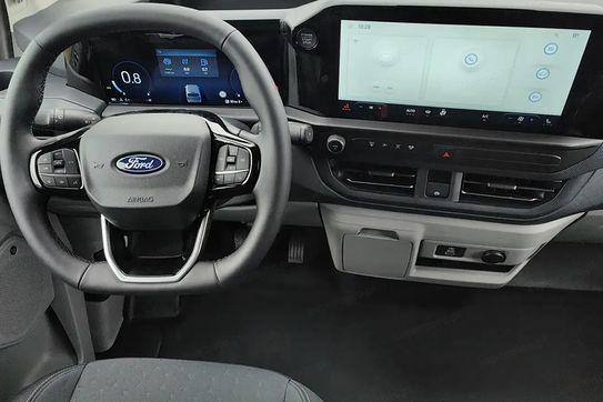 Ford Transit Custom 320 L2H1 Limited A8