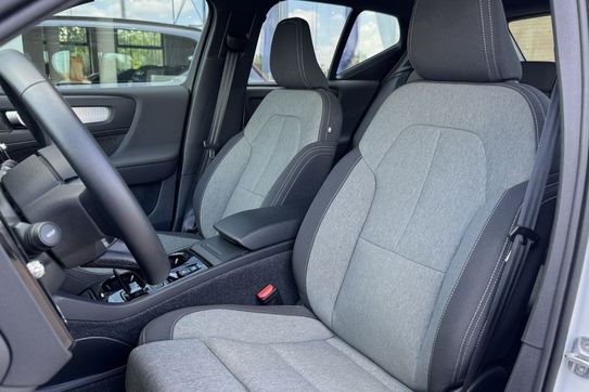 Volvo XC40 B3 Plus Dark