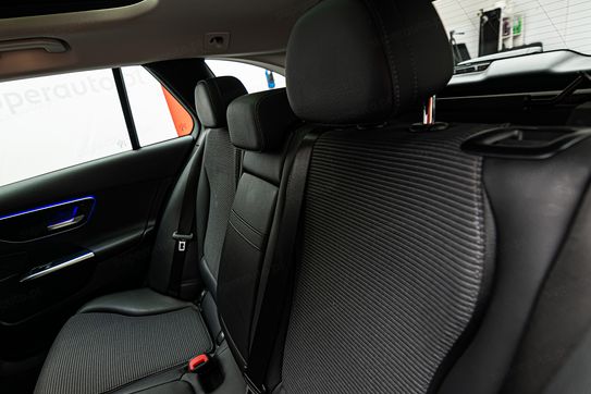 Mercedes Klasa C 180 Business Edition