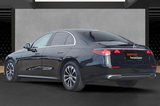 Mercedes Klasa E 200 AMG Line