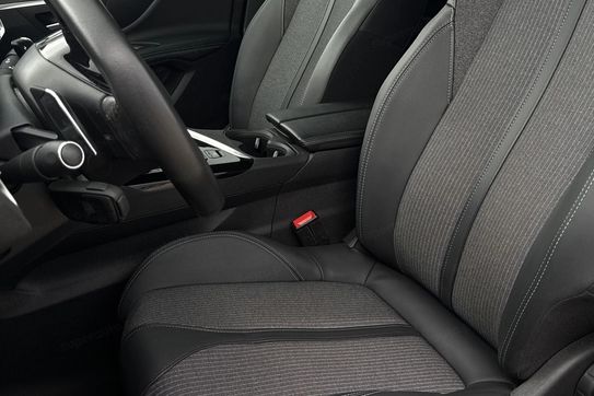 Peugeot 3008 PureTech Allure Pack S&S EAT8