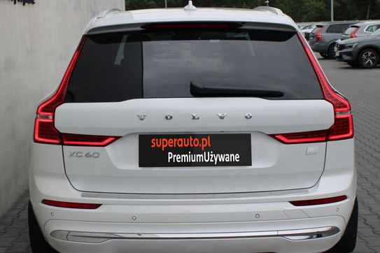 Volvo XC60 T6 Plug-In Hybrid AWD Ultra Bright