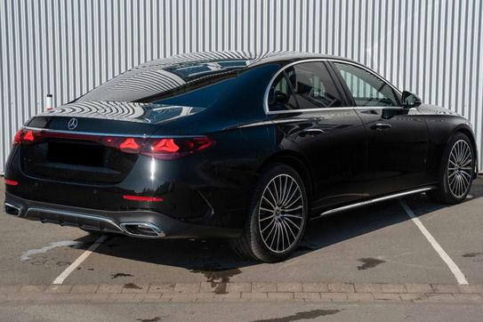 Mercedes E Klasa 300 e 4-Matic AMG