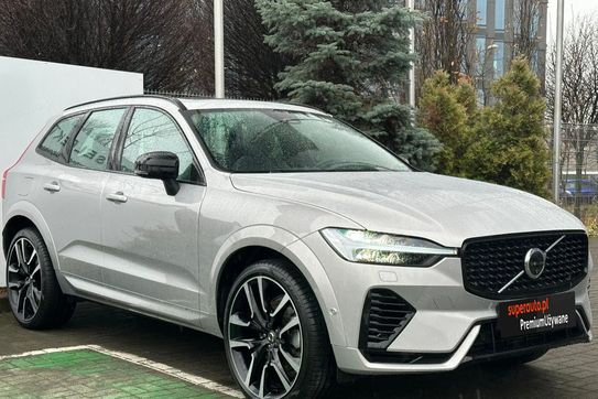 Volvo XC60 T6 Plug-In Hybrid AWD Ultra Dark aut