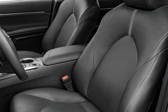 Toyota Camry Executive CVT