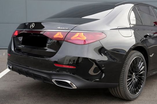 Mercedes Klasa E 220 d 4-Matic AMG
