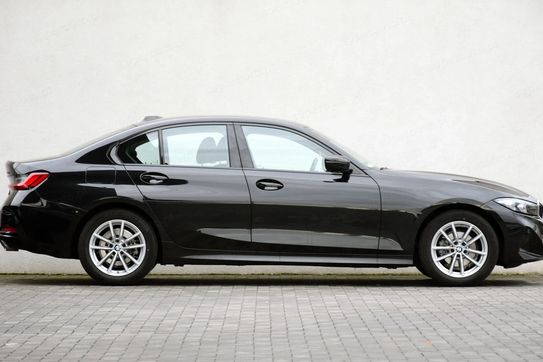 BMW Seria 3 318i