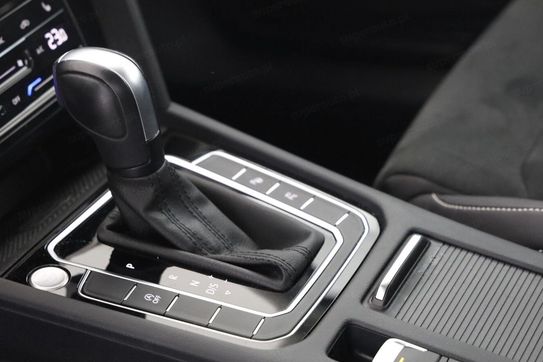 Volkswagen Passat 2.0 TDI EVO Elegance DSG