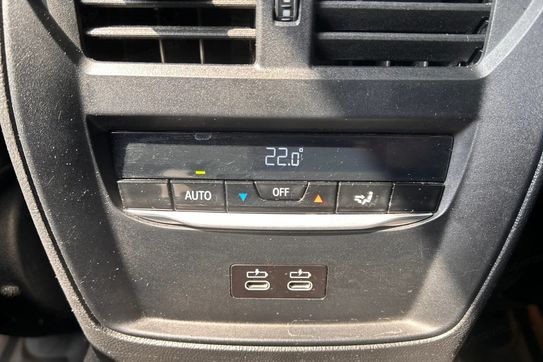 BMW Seria 3 330i xDrive Sport Line aut