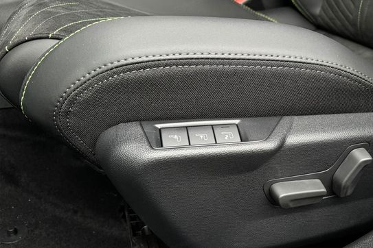 Peugeot 2008 GT S&S EAT8 1.2 PureTech