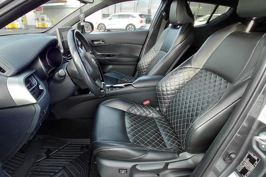 Toyota C-HR 1.8 Hybrid