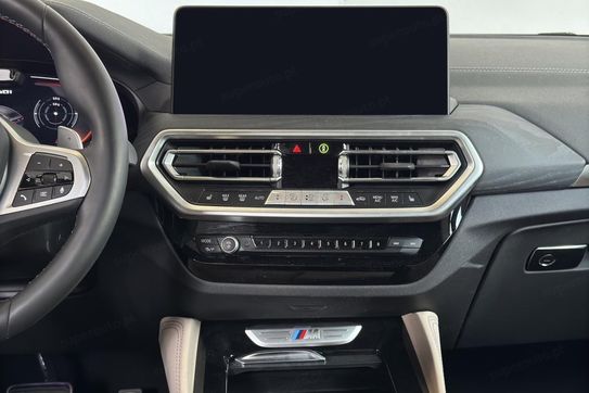 BMW X4 M40i