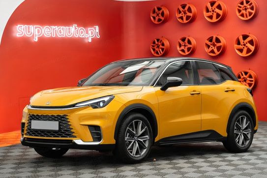 Lexus LBX Emotion 1.5 Hybrid