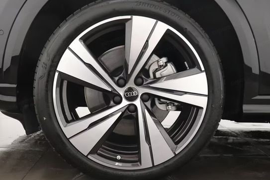 Audi Q5 TDI quattro S line