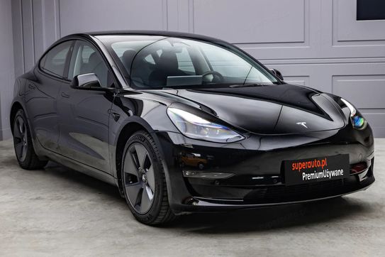Tesla Model 3 3 Long Range AWD