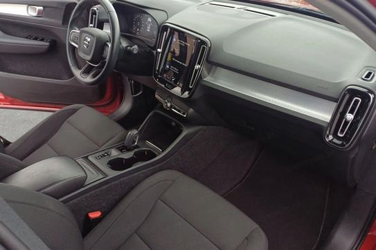 Volvo XC40 B4 B AWD Momentum Pro