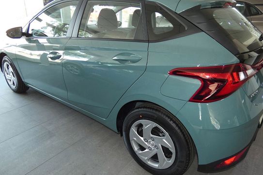 Hyundai i20 1.0 T-GDi Pure DCT
