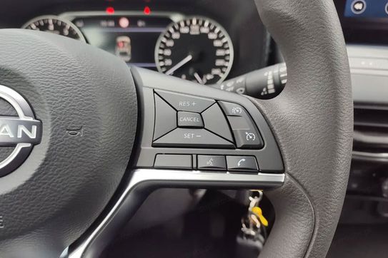 Nissan Juke Acenta 1.0 DIG-T  MT 2WD