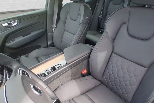 Volvo XC60 B5 B AWD Plus Bright aut