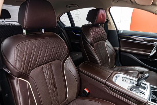 BMW Seria 7 740d xDrive