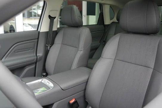 Leapmotor B10 Design Hybrid EV 18,8 kWh