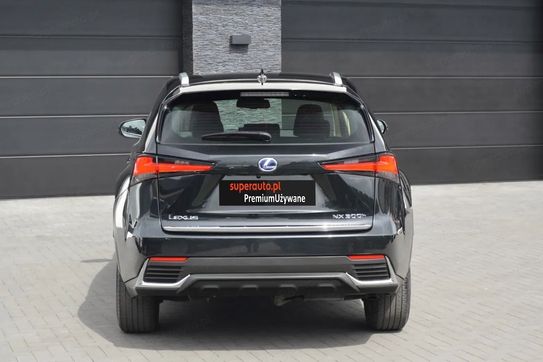 Lexus NX 300h