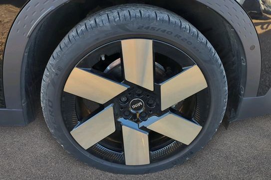Mini Countryman D Linia Favoured