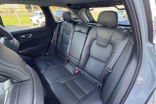 Volvo XC60 T6 Plug-In Hybrid AWD Ultra Bright